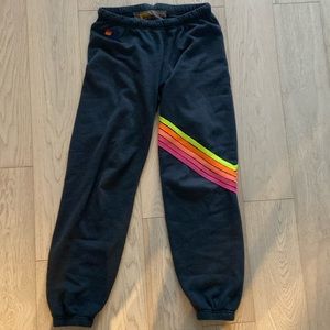 Hardly worn sweat pants in perfect condition